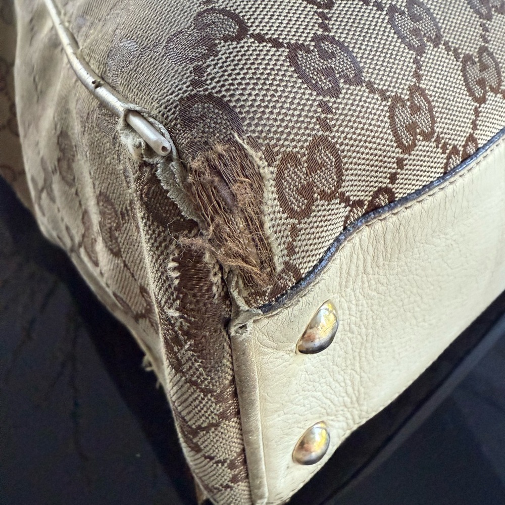 New Price! Gucci “Peggy” Iconic Monogram Large Tote - Picture 14 of 14